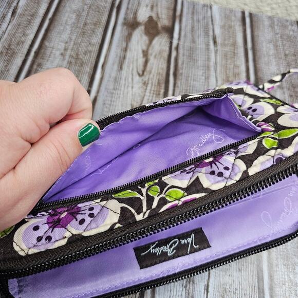Vera Bradley zip around wallet in plum petals pattern wristlet retired - Picture 6 of 6